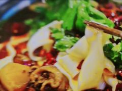 -晓彭肥肠鸡·泡椒鸡火锅(水木天地店)