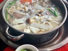 -老石黑山羊毛驴肉火锅(金凯广场店)