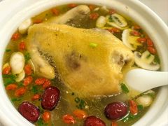 -七的湖·晚芳亭·阳澄湖农家菜·大闸蟹(莲花岛店)