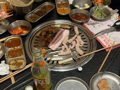 -炽城·烤肉名家(鸿达中央广场店)