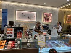 -VENCHI 闻绮(北京国贸商城店)