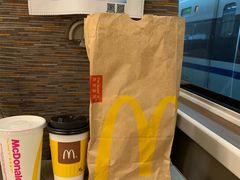-麦当劳(深圳北站高铁店)