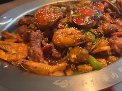 -徐记小怪兽肉蟹煲(中央大街店)