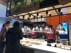 自助取餐区-好人民间小吃(镇江八佰伴店)