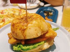 -必胜客(漕宝路店)