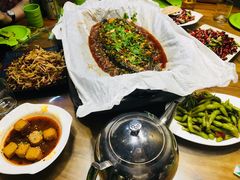 纸包鱼火锅-小草大排档(北沙坡店)