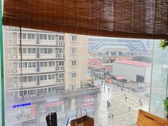 -城墙拐拐火锅(三峡广场黑金冠店)