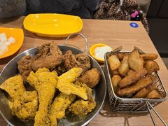 -BHC炸鸡(明洞总店)