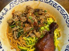 -梅溪·小伙子干挑面(安吉总店)