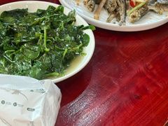 -芦茨金富饭庄·25年老字号·专做稻草鸡