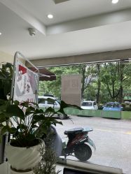 -苗医生专业祛痘·皮肤管理
