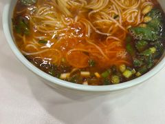 -全家福米线
