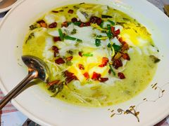 酸菜鱼-胡桃里音乐酒馆(海雅缤纷城店)