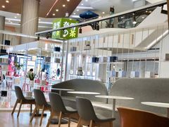 大堂-奈雪的茶(市百一店)