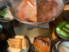 -湊湊火锅·茶憩(新中关购物中心店)