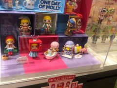 -泡泡玛特POPMART(杭州乐堤港店)