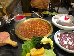 -沸炉重庆老火锅(军事博物馆店)