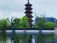 -龙华寺