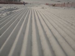 -华彬猛犸滑雪场