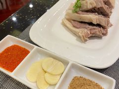 手抓羊肉-飞天大厦清真餐厅