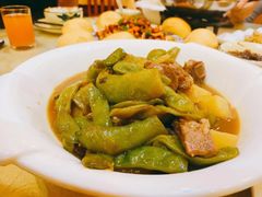-鹤乡东北菜(崮山路店)