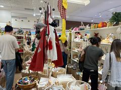 -义乌小商品批发市场(中国小商品城·篁园服装市场店)