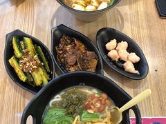 -桂在香知桂林米粉(南岗松雷店)