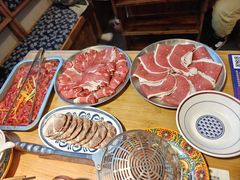 -洱火云南酸菜牛肉火锅(石景山当代商城店)