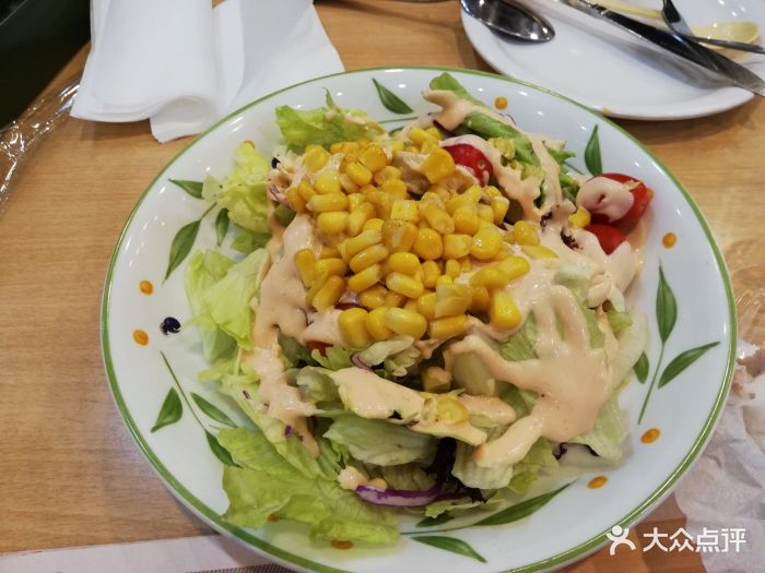 萨莉亚(凯德七宝购物广场店)玉米蔬菜沙拉图片
