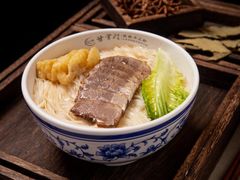 -甘掌门·化州驰名牛杂粉(越秀店)