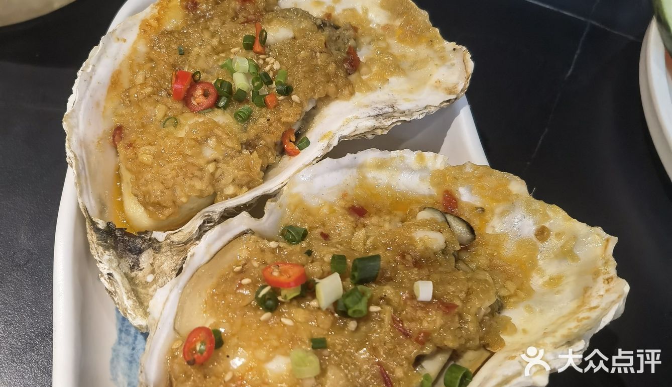 羊肉串 不定期回来阿拉城的这家店来吃烧烤小龙虾