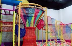 -蹦贝运动中心·蹦床·攀岩·闯关(龙岗店)