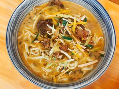 酸菜牛腱子面-陈八两面家(华孚写字楼店)