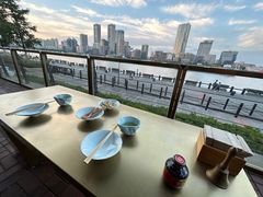-蟹家大院 · 独揽江景(滨江店)