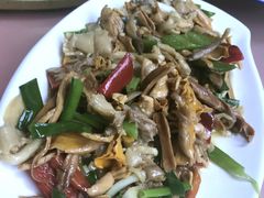 炒菌菇-龙姐私房菜(和顺古镇店)