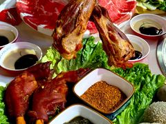 -老楼羊蝎子·铜锅涮肉•20年专注羊肉(惊驾路店)