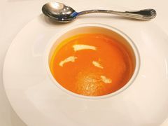-龙虾酒吧扒房(宁波香格里拉店)