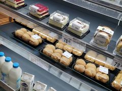 -沃尔玛(前山店)