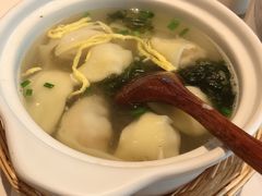 蟹粉虾仁大馄饨-馋三尺蟹粉小笼(人民广场店)