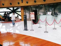 -上海滴水湖皇冠假日酒店