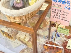 -宝龙城(杭州滨江店)