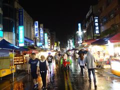 -六合夜市