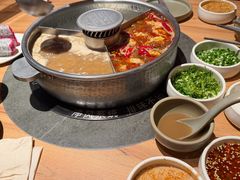 -巴奴毛肚火锅(龙湖锦艺城店)