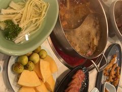 -捞神煲汤火锅(湖滨商业街店)