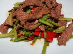 小炒黄牛肉-北平楼·烤鸭·北京菜(牡丹园店)
