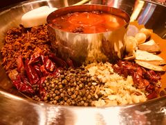 -谭鸭血老火锅(漳州路店)