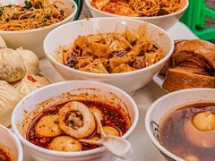 -李与白包子铺(桐梓林店)