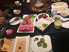 -小天鹅火锅·一线江景洪鼎旗舰店(洪崖洞店)