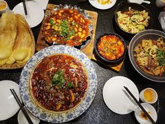 -万重锦·人文川菜馆(骡马市店)