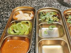 -红泥小火炉·东北泥炉烤肉(天一旗舰店)